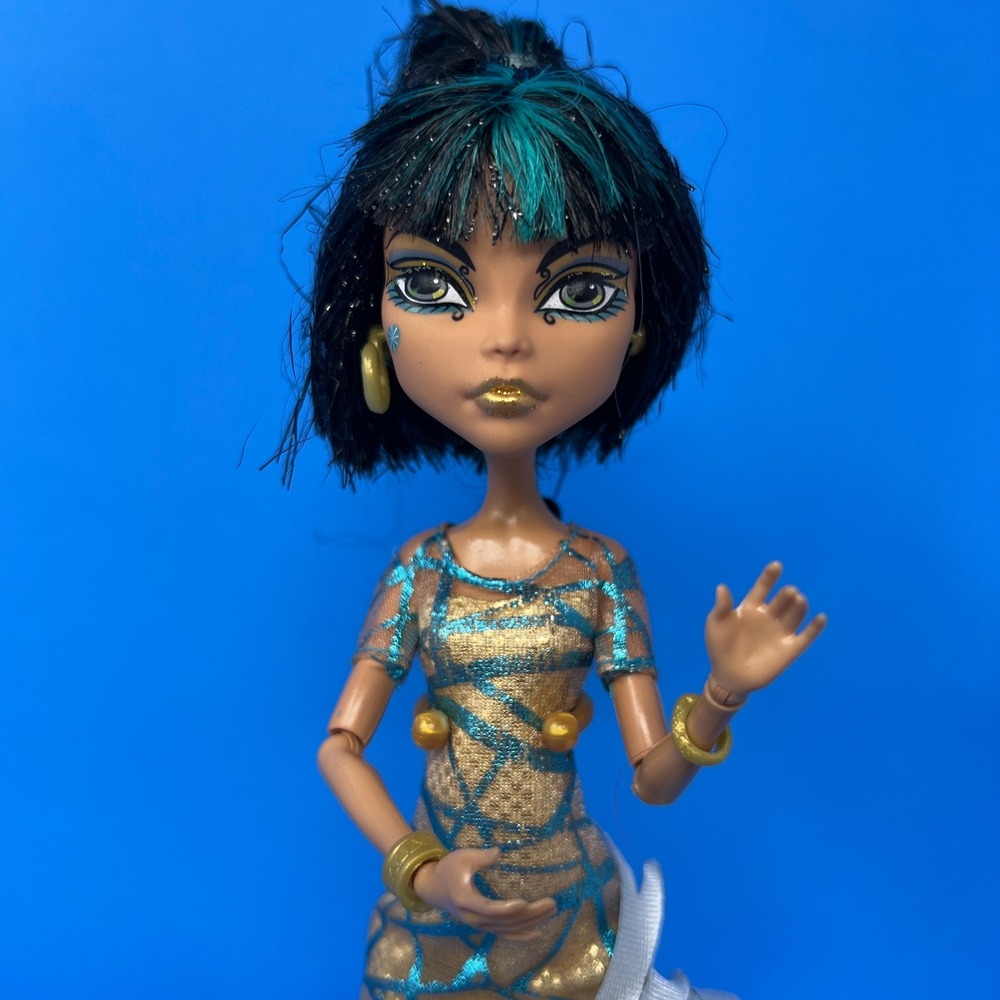 Monster High Cleo de Nile Ghouls Rule Doll G1 2008 Fashion Collectible Toy